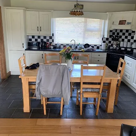 Beautiful Three Bedroom, Tranquil In Ards * Letterkenny