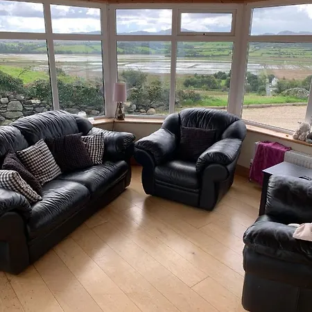 Beautiful Three Bedroom, Tranquil In Ards Holiday home