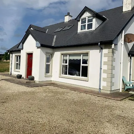 Beautiful Three Bedroom, Tranquil In Ards Holiday home Letterkenny