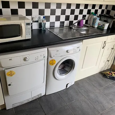 Beautiful Three Bedroom, Tranquil In Ards